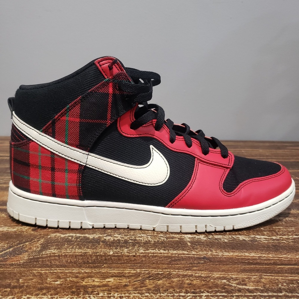 Nike Dunk High Athletic Sneaker Mens 12 Plaid Red Black Good DV0826-001